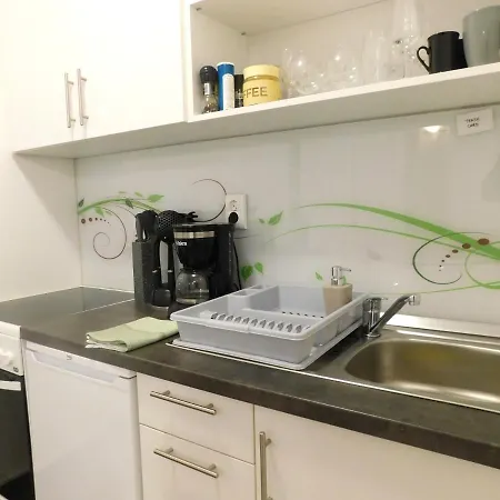 Modern Center Studio Under The Castle - Free Parking Lubiana