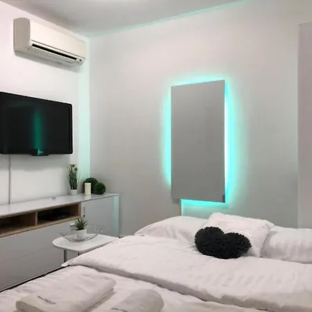 Modern Center Studio Under The Castle - Free Parking Apartment Ljubljana