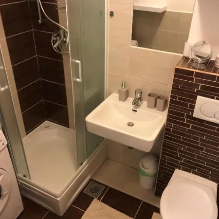 아파트 Modern Center Studio Under The Castle - Free Parking