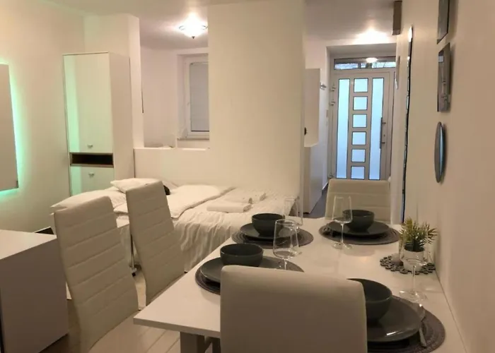 Modern Center Studio Under The Castle - Free Parking Apartma *